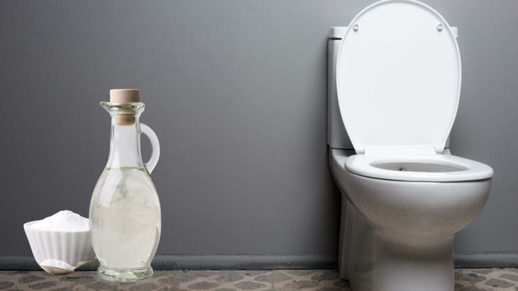 baking soda and vinegar for non toxic bathroom cleaning